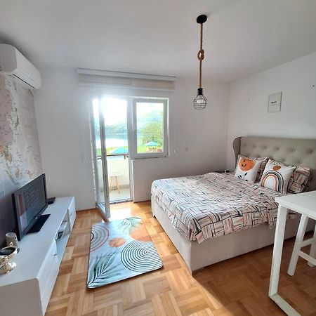 Apartment Lake Story بلوزين المظهر الخارجي الصورة
