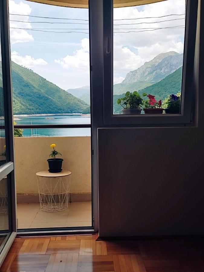 Apartment Lake Story بلوزين المظهر الخارجي الصورة